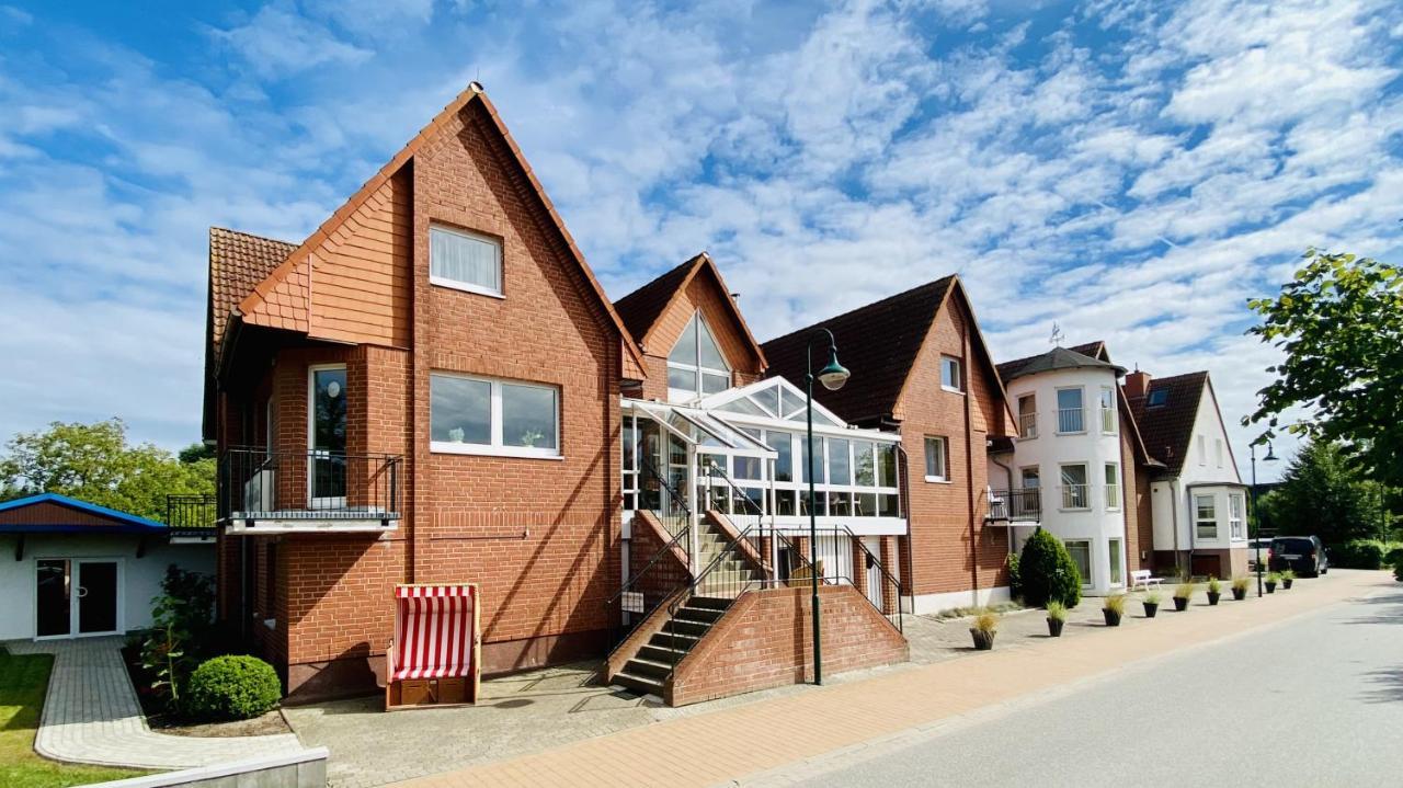 Pension Kuehne Boltenhagen  Exterior photo